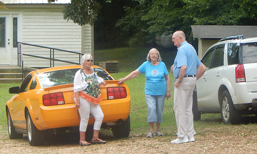 Jody Henson, Eva Lois and Harold Phillips